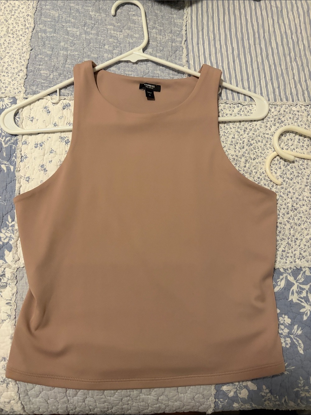 Express Womenβs Blush Pink Sleeveless Tank Top